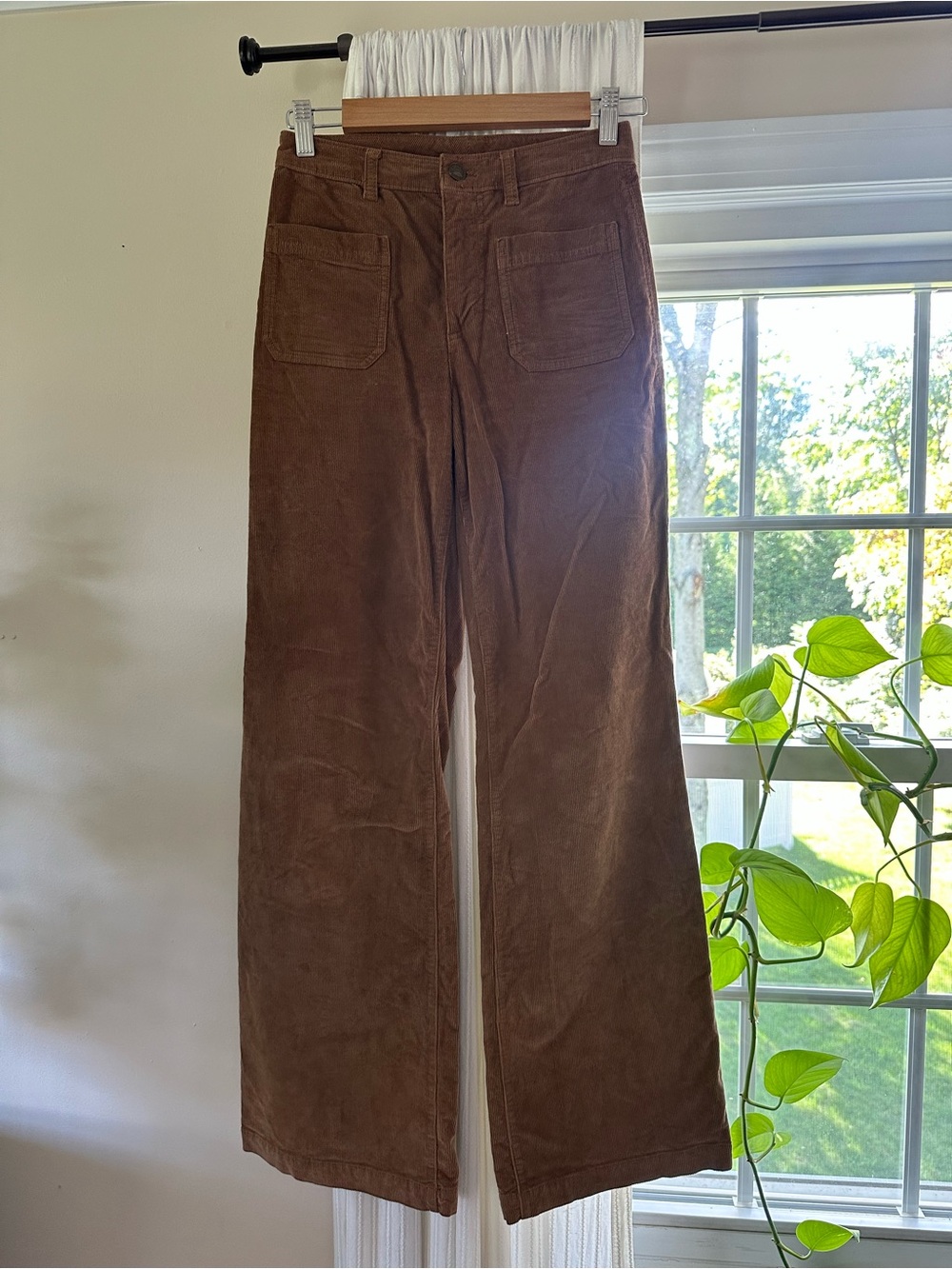Faherty Stretch Cord Patch Pocket Pant